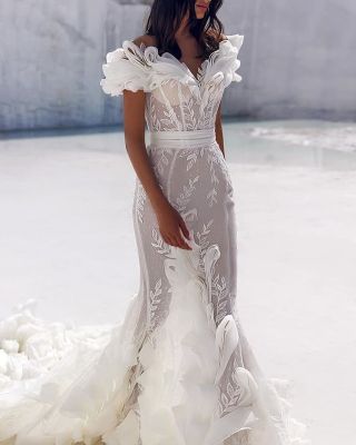 Nové trendy v látkách: ✨3D vzory, které mění dimenzi módního designu✨ V posledních sezónách získávají látky s 3D efekty na...